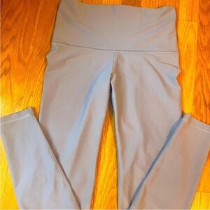 Old Navy Active Powersoft extra high rise leggings - mediums